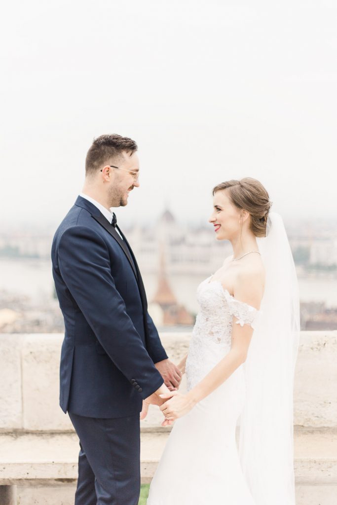 Svadobné fotenie na hrade Fisherman's Bastion Budapešť s fotogrami Peter a Ivana Miller