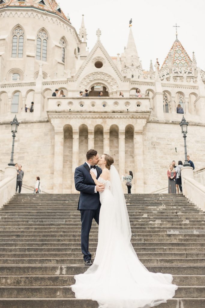 Romantické svadobné fotenie Fisherman's Bastion Budapešť